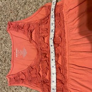 Old navy coral lace sleeveless blouse